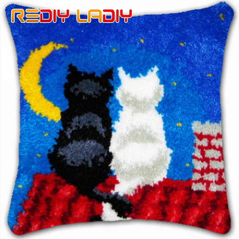 Крюк с защелкой подушки изображением мультипликационной свинки предварительно