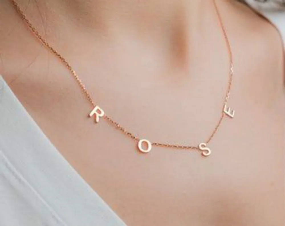 

Чокер из нержавеющей стали с инициалами персонализированные, ожерелья золотого цвета, ювелирные изделия для женщин и мужчин, подарок на Рож...