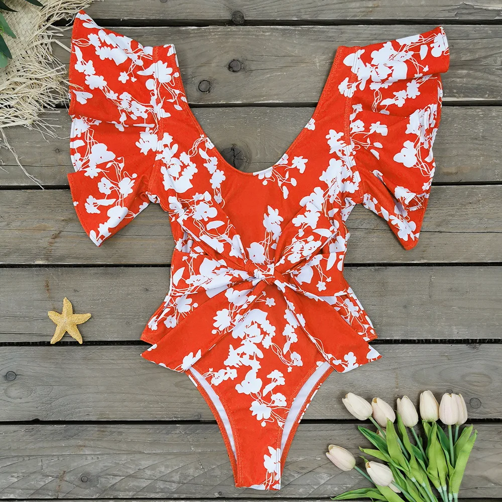 

2021 New One-Piece Big Ruffled Swimsuit Female European and American