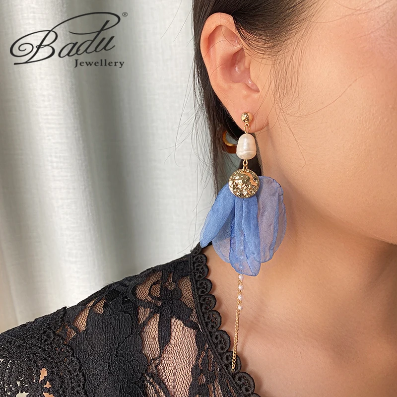 

Badu Pearl Long Yarn Flower Earrings Bohemian Handmade Tassel Jewelry Colorful Drop Earring for Women Fashion Fringe Fabric