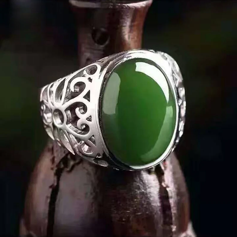 Мужское серебряное кольцо с нефритом из натурального зеленого нефрита 12*16 мм 10