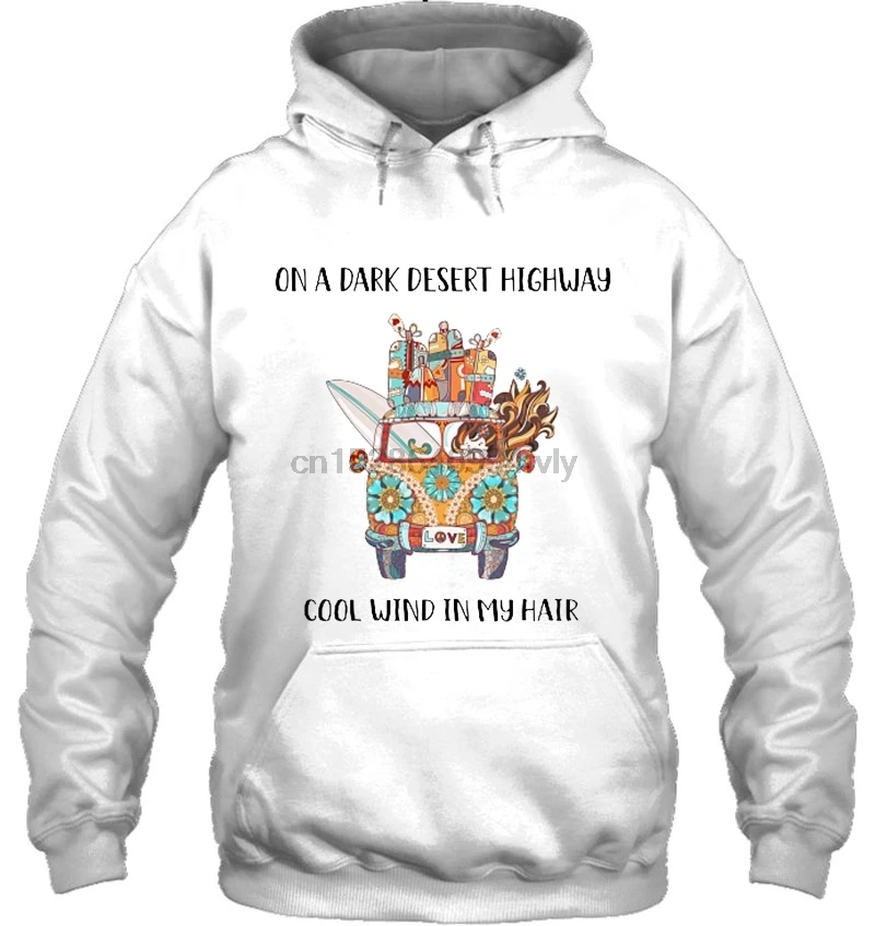 Мужская толстовка на пустынном шоссе крутой ветер в волосах хиппи ван белая