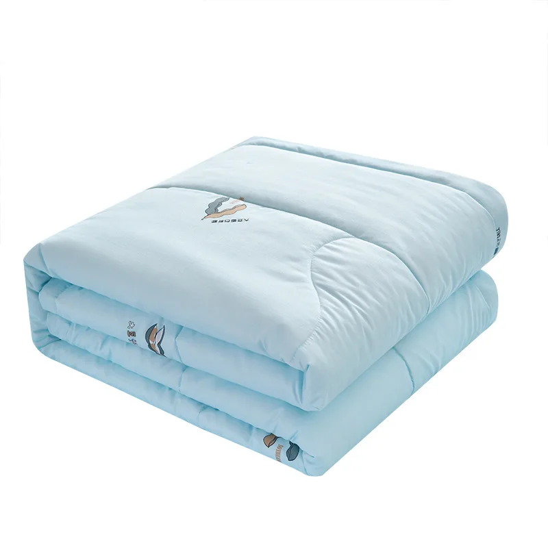 

The new soybean fiber summer cool air conditioner can be washed by single and double quilts in comforter comforters
