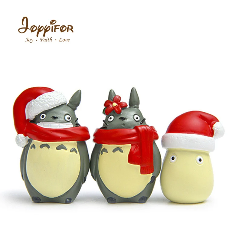 

Hot Cartoon Mini Action Figures Kawaii Christmas Hat Scarf Totoro Collection Dolls Models Anime Toys for Children Kids Gifts