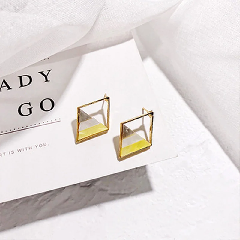 

Korean Geometric Acrylic Earrings Triangle Round Color Pattern Earrings Female Jewelry Europe and The United States Popular