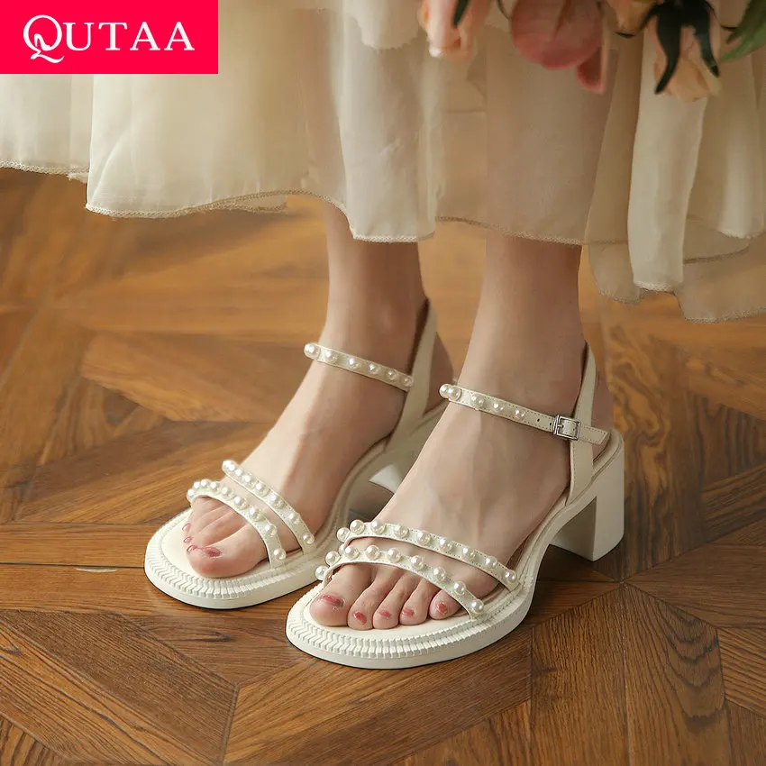 

ESVEVA/2021 г. Летняя женская обувь из натуральной кожи с бусинами элегантные женские босоножки на высоком квадратном каблуке с ремешком на щико...