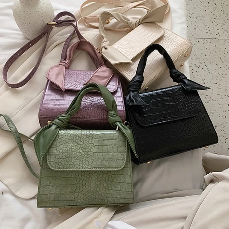 

Women's bag 2020 new spring and summer wild shoulder small square bag fashion messenger bag ladies portable