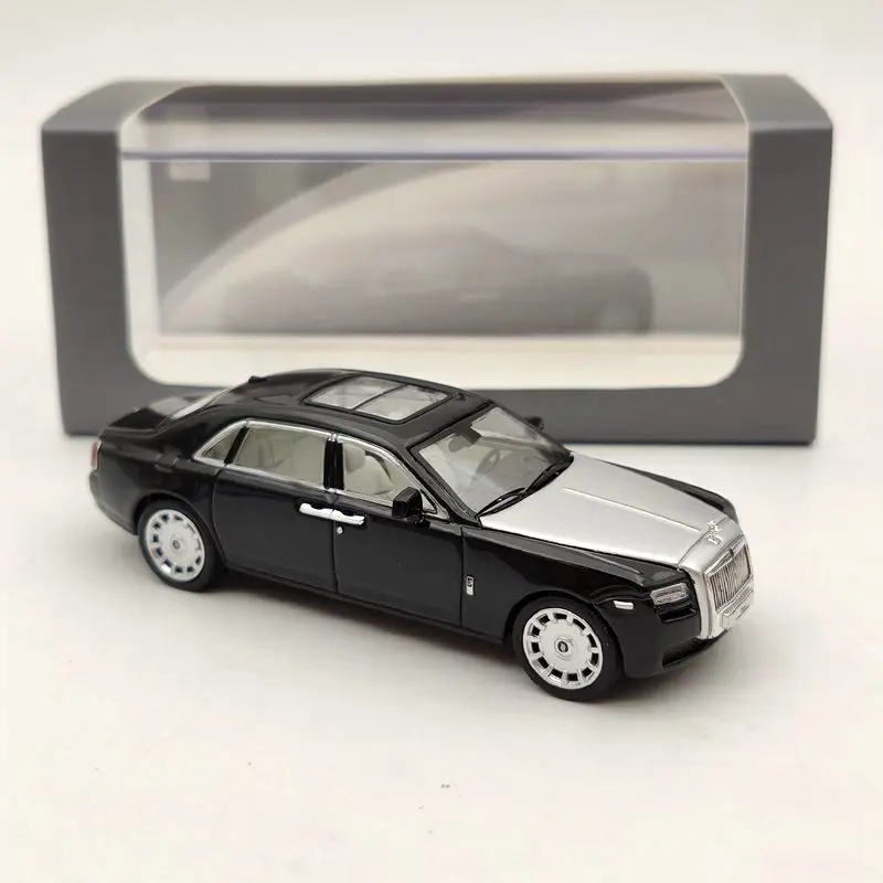 

1/64 For Ro~~ls-R~yce Ghost Extended Wheelbase DC8805 Black Diecast Models Limited Toys car Auto Gift Collection