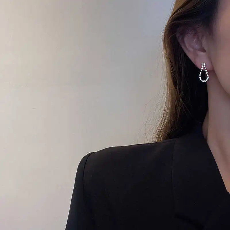 

Trendy Inlaid 2021 Ethnic Promotion Earrings for Women Girls Luxurious Bridal