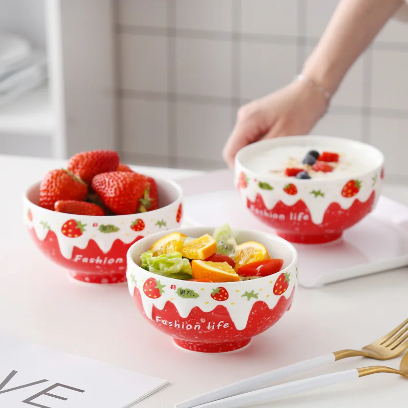 Cute Strawberry Ceramic Bowl Breakfast Cereal Calix Water Milk With Lid Tableware Fruit Ramen Soup Friends Gift Dessert Cups | Дом и сад
