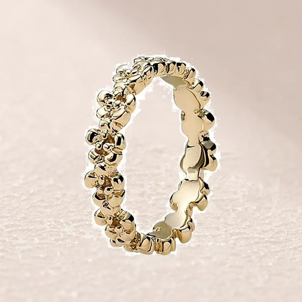 

150104 14ct Gold Darling Daisies Flowers Ring