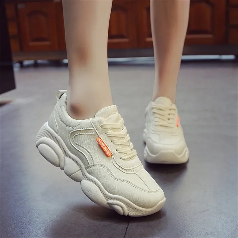 Белые туфли женские кроссовки на платформе сезон весна Новинка спортивная обувь