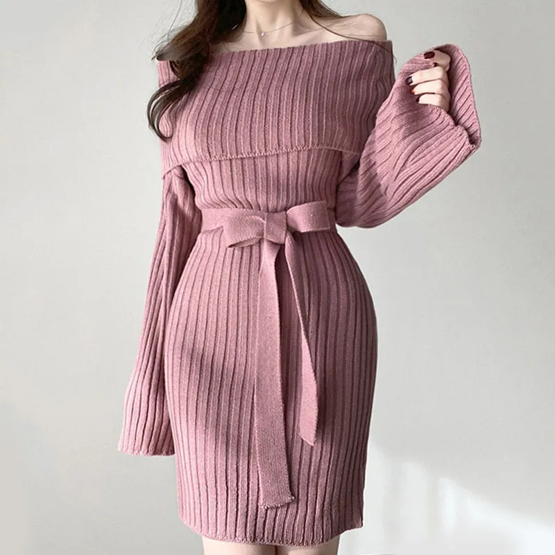 

2021 New Korean Fashion Elegant and Gentle Temperament One-shoulder Strap Waist Pure Color Slim-fit Short-pack Hip Knitted Dress
