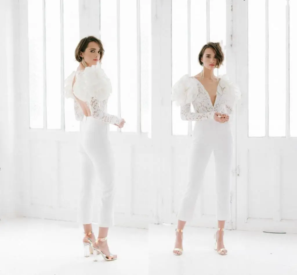 

Sexy Backless Jumpsuits Wedding Dresses 2021 Bridal Gowns Lace Long Sleeve Deep V Neck Second Reception Dress Boho Beach Outdoor