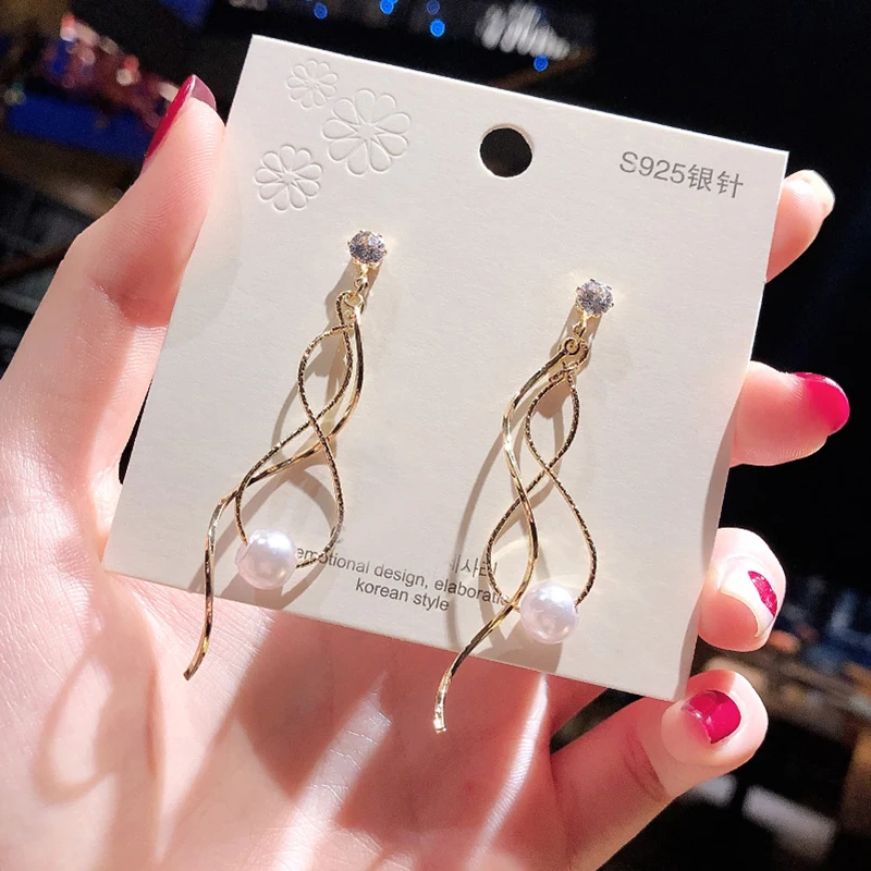 Новинка модные витые спиральные жемчужные серьги женские Модные металлические