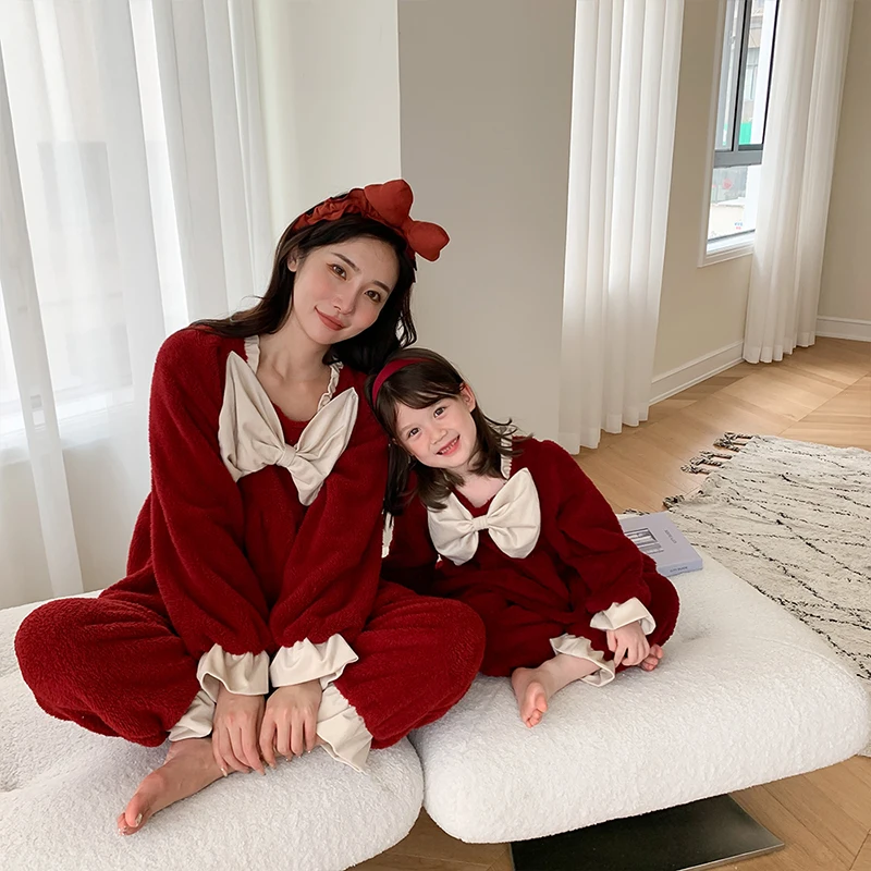 

Girls' Pajamas Princess Bow Flannel Coral Velvet Winter Girls' Parent-child Home Clothes Set Mommy and Daughter Matching Pajamas