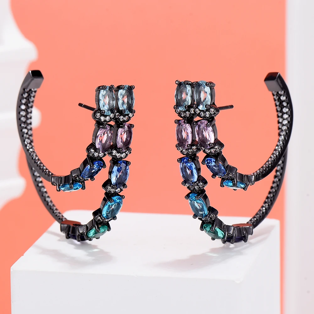

SORAMOORE New Trendy Luxury Fashion Round Earrings Punk Cool Black Gold Color Charm Gorgeous Fashion High Quality New Design