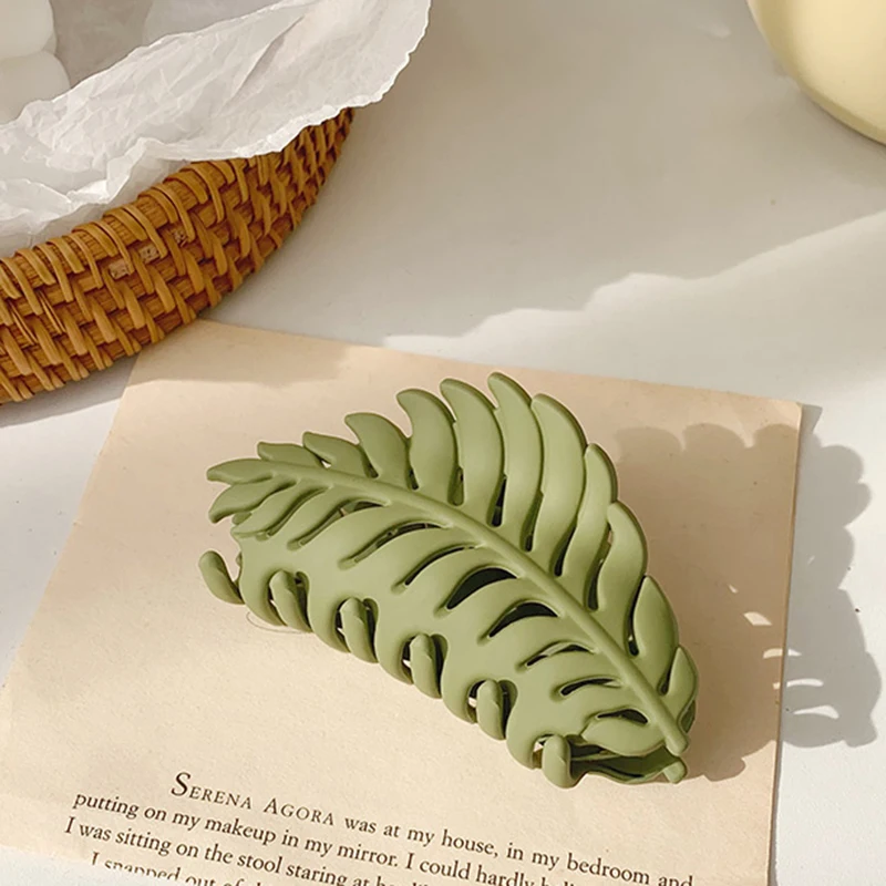 

Large Leaf Hair Clamping Clip Back Head Bathing Plate Hair Clip Shark Clip 9cm*5cm Headwear For Women Girls Hair Accessories
