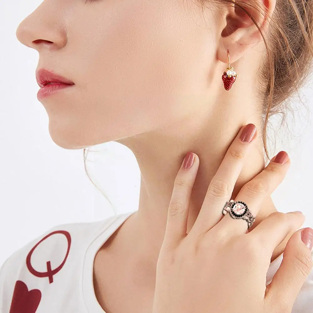 

Women Rose Gold Flower Leaves Inlaid Powder Pink Zircon Wedding Engagement Jewelry Ring Bride Ring C3a9