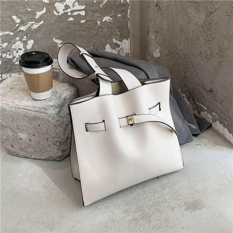

High Capacity Women Handbags Fashion Shoulder Bags For Women 2020 Elegant Winter Lady Handbags Female Travel Totes Lady