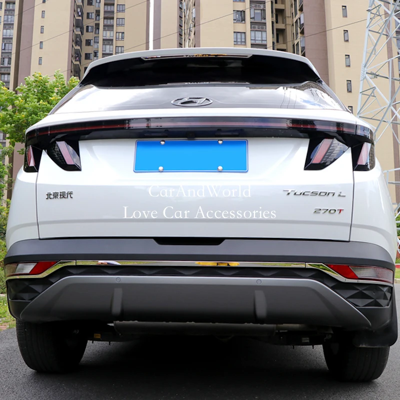 Задний бампер накладки на заднюю дверь противотуманные фары полоски наклейки