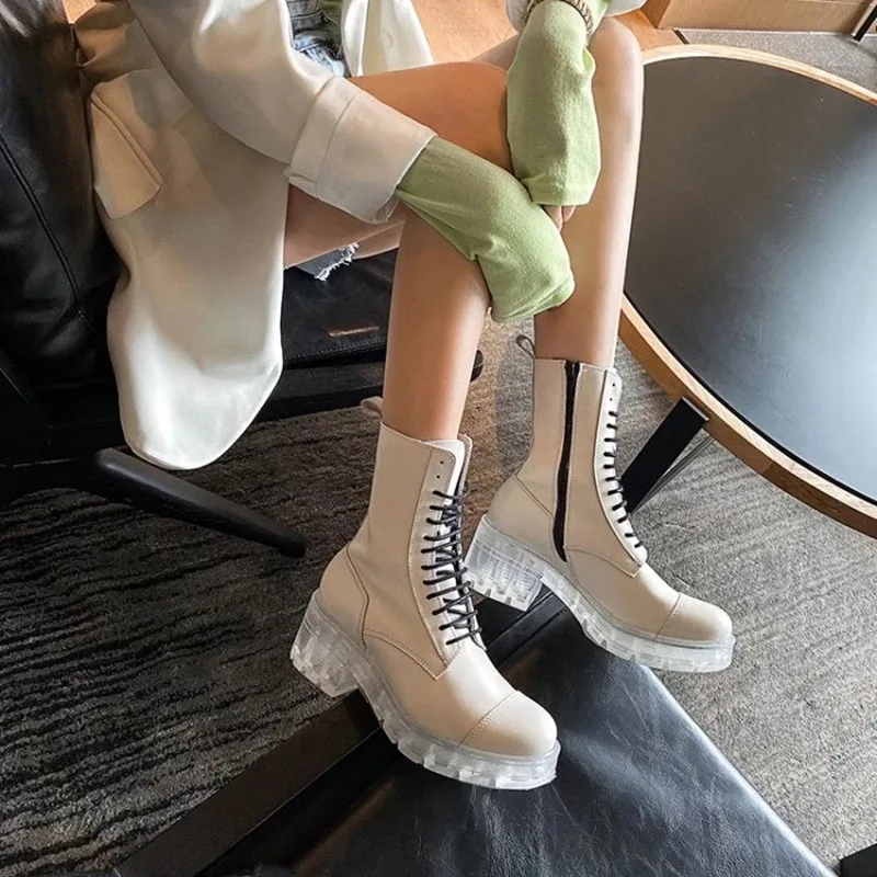 

Женские ботинки из воловьей кожи, черно-белые ботинки на молнии, со шнуровкой, на высоком каблуке и платформе, военная униформа, роскошный ди...