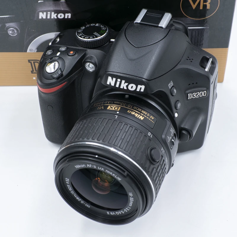 Цифровая камера Nikon D3200 DSLR с комплектом объективов 18-55 (абсолютно новая) |