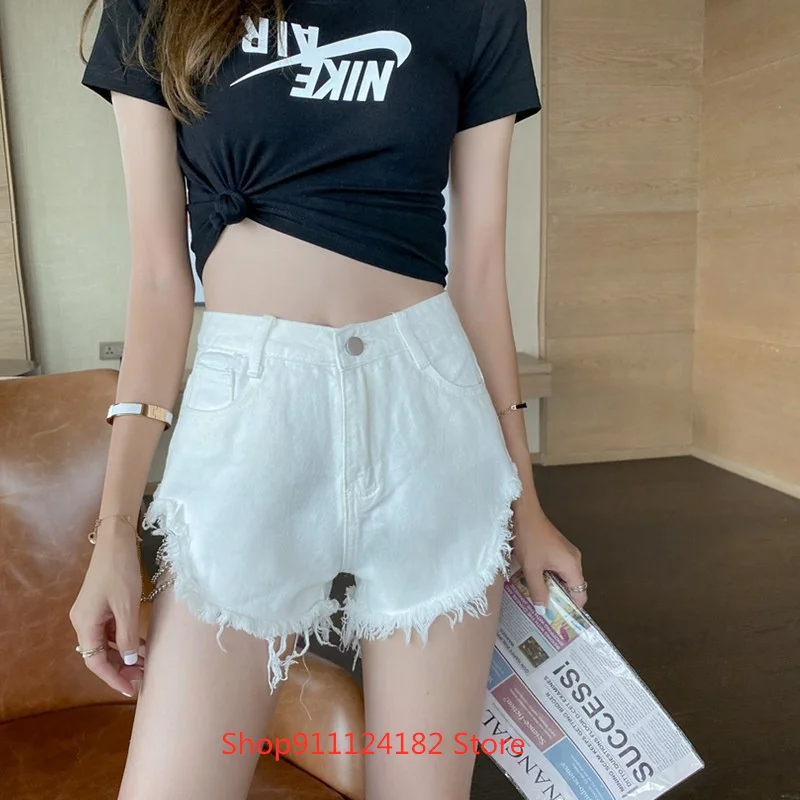 

European and American Ins 2021 Summer Hip-Hop Chain High Waist Dark Pocket Jeans Women's Hole Design Shorts