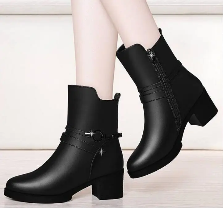 Женские ботильоны 2019 кожаные короткие ботинки женская зимняя обувь на высоком