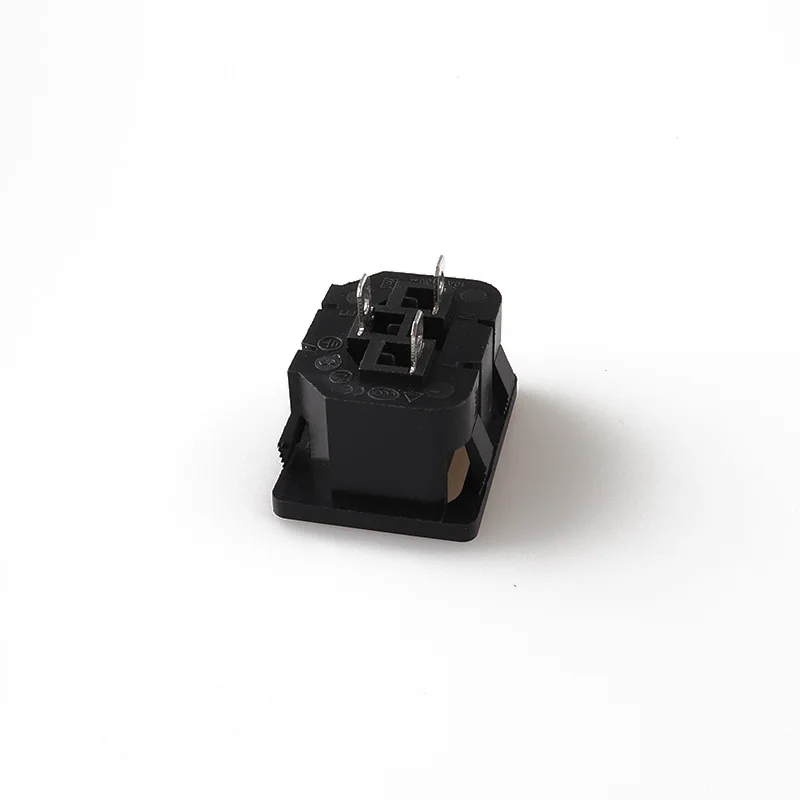 Женская розетка с Защелкивающейся розеткой питания переменного тока LZ F 2 C13