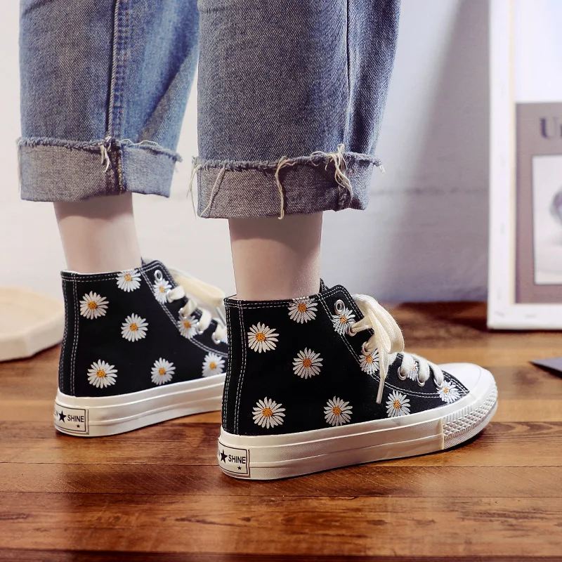 

Vulcanized Shoes Women Sneakers Cusaul High-Top Canvas Shoes Daisy Flower Thick Bottom Flat Breathable Laces-Up zapatillas mujer
