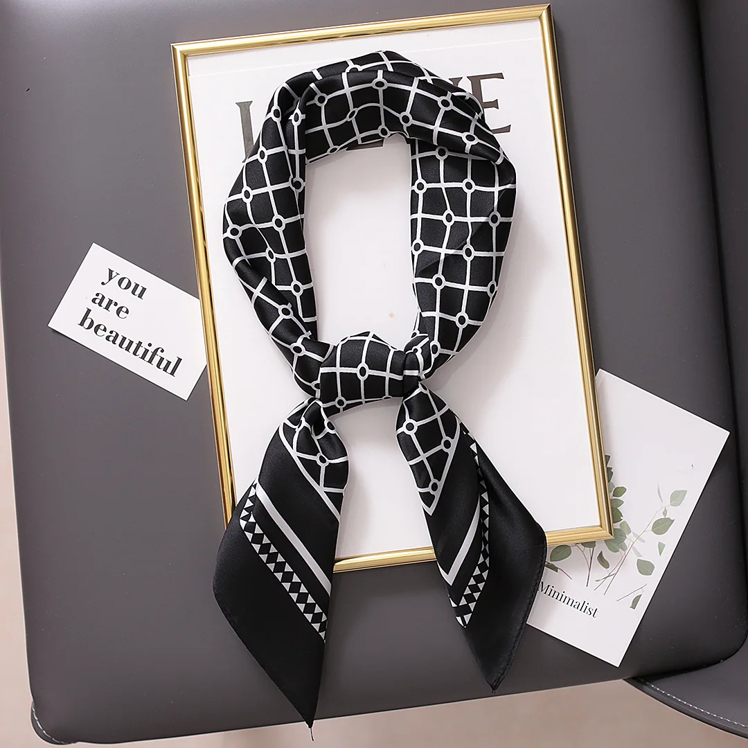 

ins wind retro classic houndstooth scarf four seasons wild professional small square scarf female Korean scarf headband