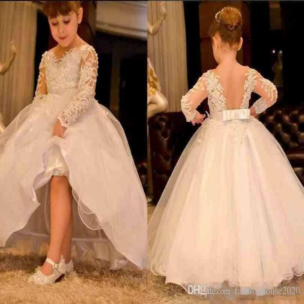 

2021 New Cute Princess Flower Girls Dresses Long Sleeves V Neck Lace Appliques Ball Gown Open Back Girls Pageant Kids Brithsday