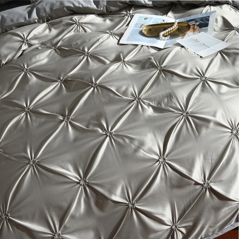 Комплект мягкого роскошного постельного белья пододеяльник с цветочным