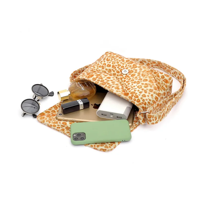

Trend Leopard Print Square Bag for Women's Quality Plush Shoulder Bag High-quality Ladies Holiday Handbag Designer Underarm Bags