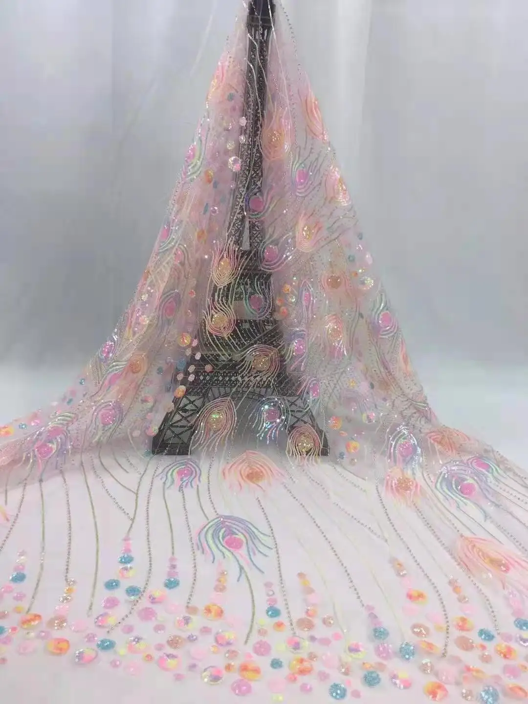 

Super nice sequins embroidery fabric/Evening dress design fabric African lace French mesh Lace for ladies dress skirt design
