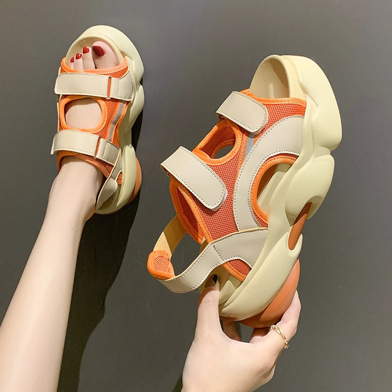 

2021 сандалии женская летняя обувь новая модная обувь на липучках женская обувь на танкетке; Босоножки на платформе; Женская спортивная обувь...