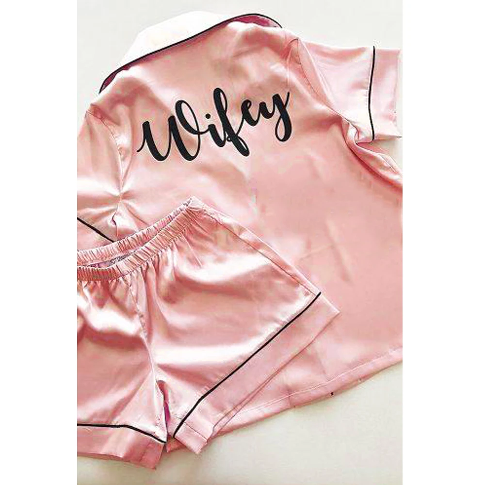 

Personalized Short + Shirt Set Bride Satin Pajamas Wedding Party Gifts Bridesmaid Pajamas Robes Custom Name Bridal Party Pajamas