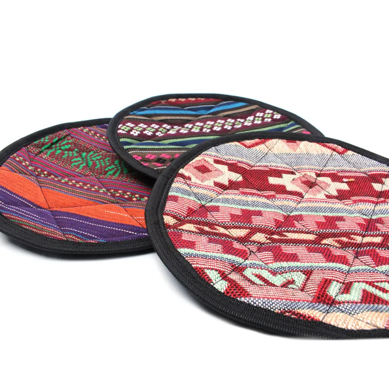 Маленький наружный коврик для чайной чашки ретро-Национальный круговой чайник с