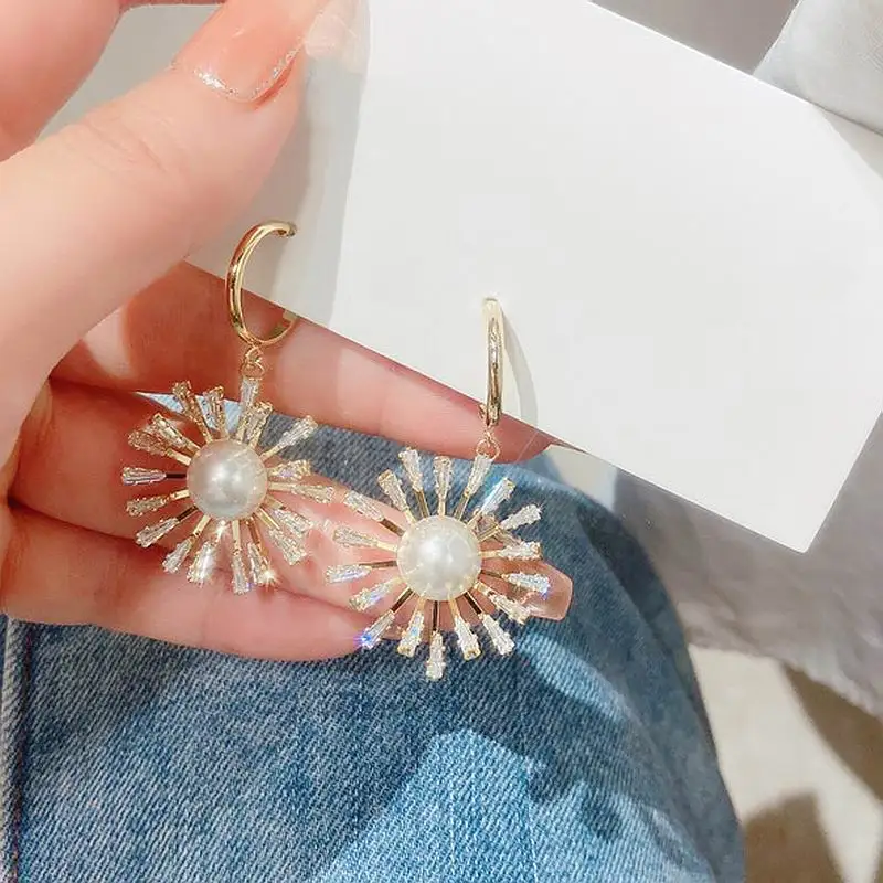 

Micro Pave Zircon Flower Pearl Drop Earrings For Women Creative New Fashion Jewelry brincos Wholesale
