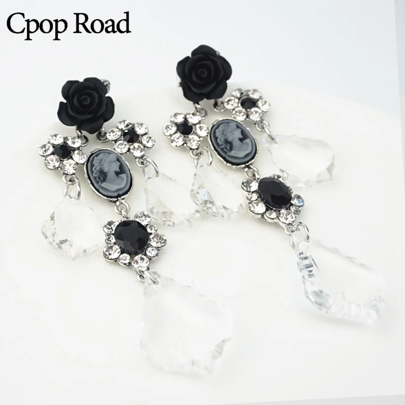 

Cpop Zircon Gothic Earrings Women Black Glass Flower Dangle Earrings Vintage Jewelry Stainless Steel Needle Women Accessories