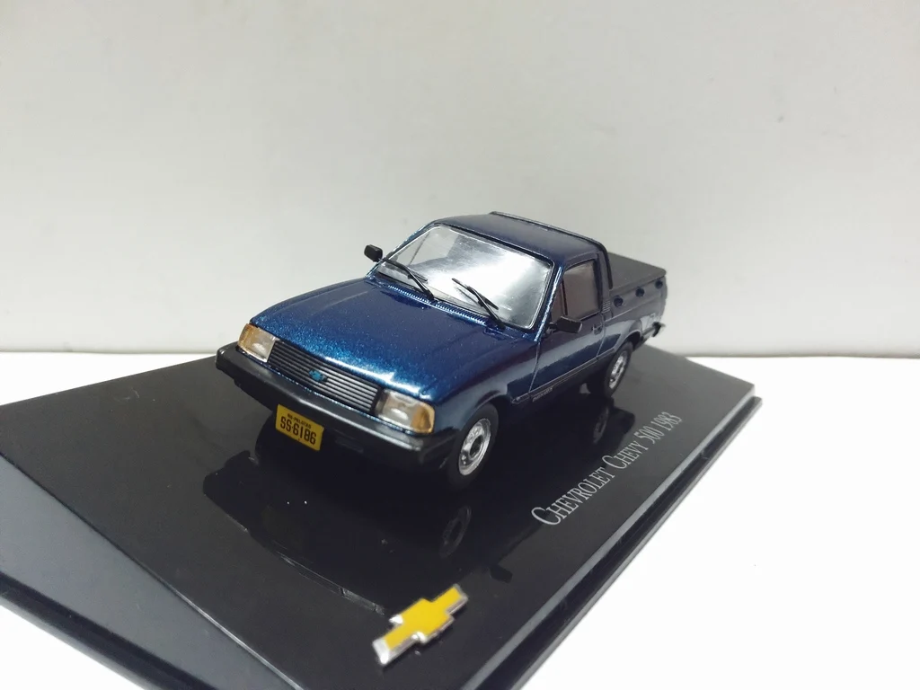 I XO 1:43 CHEVRO LET CHEVY 500 1983 бутик игрушечный автомобиль из сплава для детей Детские