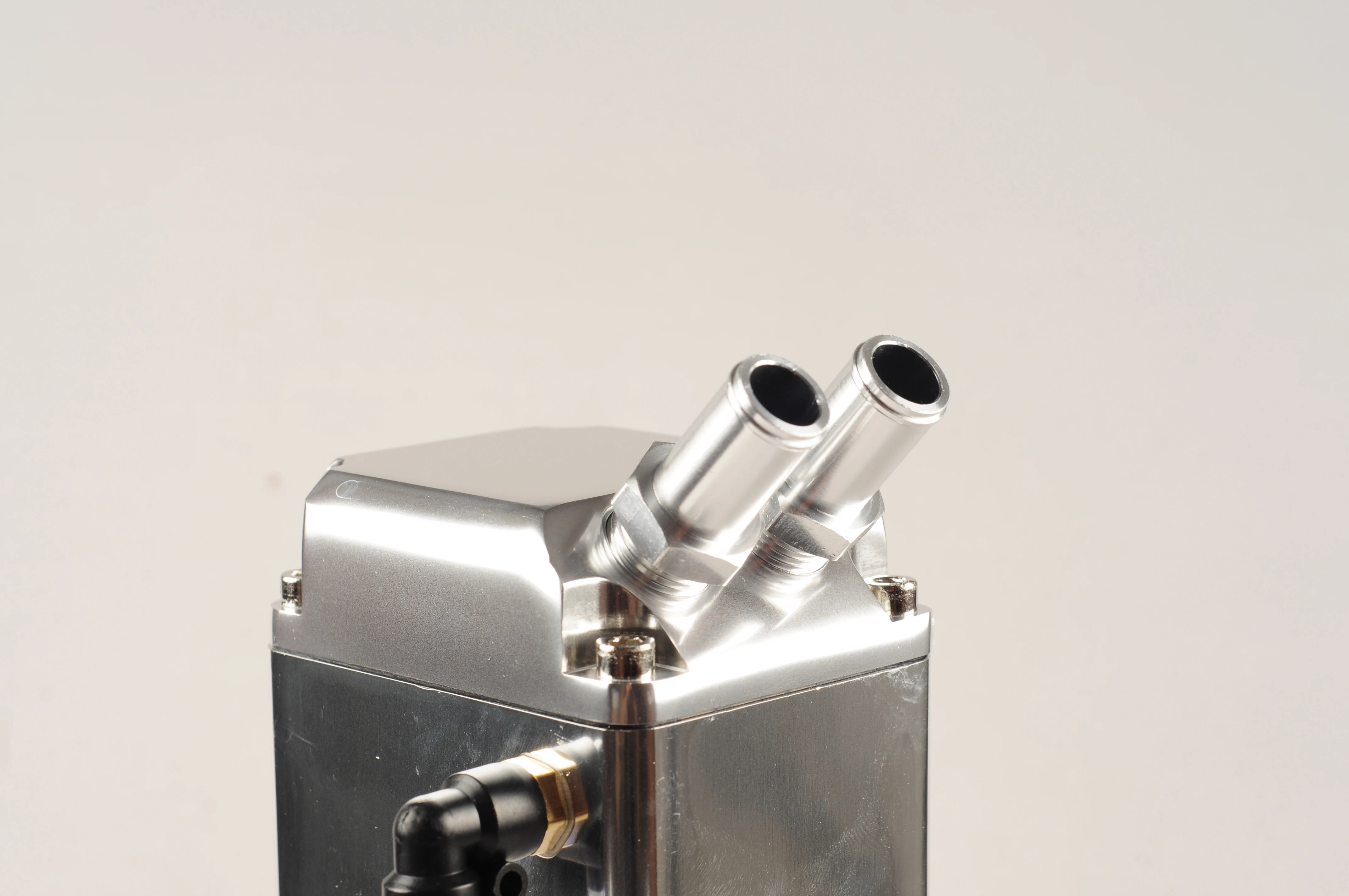 New 0.5L oil catch tank aluminum square auto fuel tanks Oil Catch Can Reservoir Tank  oct1106/Chrome plated
