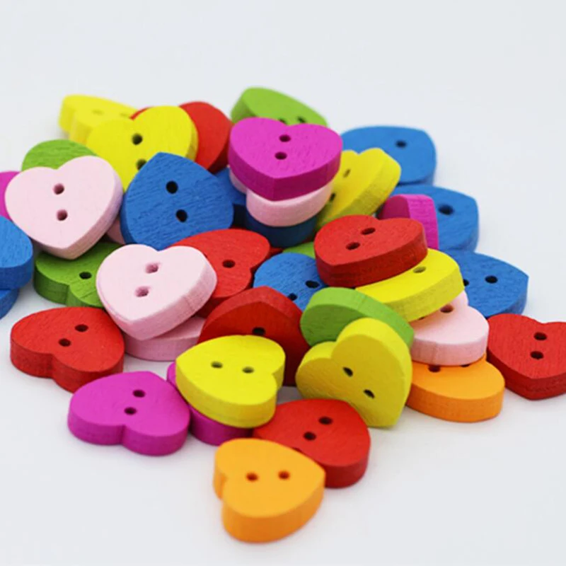 

100 Pcs/Set Wooden Buttons Natural Color Heart-shape 2-Holes Sewing Scrapbooking DIY Buttons Sewing Accessories