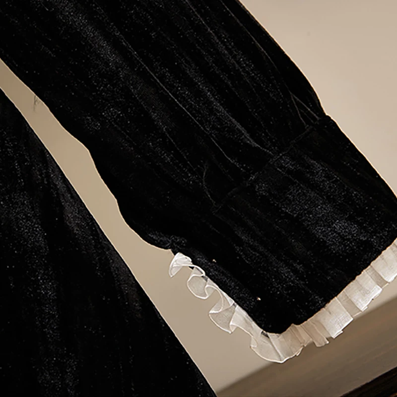 Женское вельветовое платье с оборками длинным рукавом черное размера плюс -