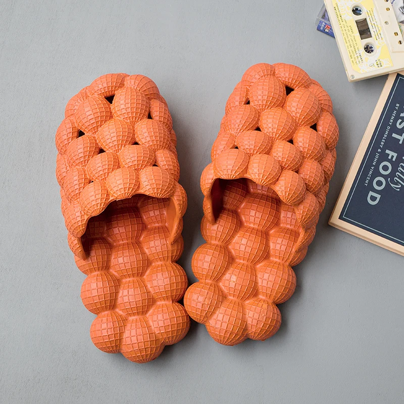 

Classic Bathroom Slippers Men Summer Home Non-slip Casual Shoes Men Beach Slippers Flip Flops Outdoor Indoor Man Size 39-44