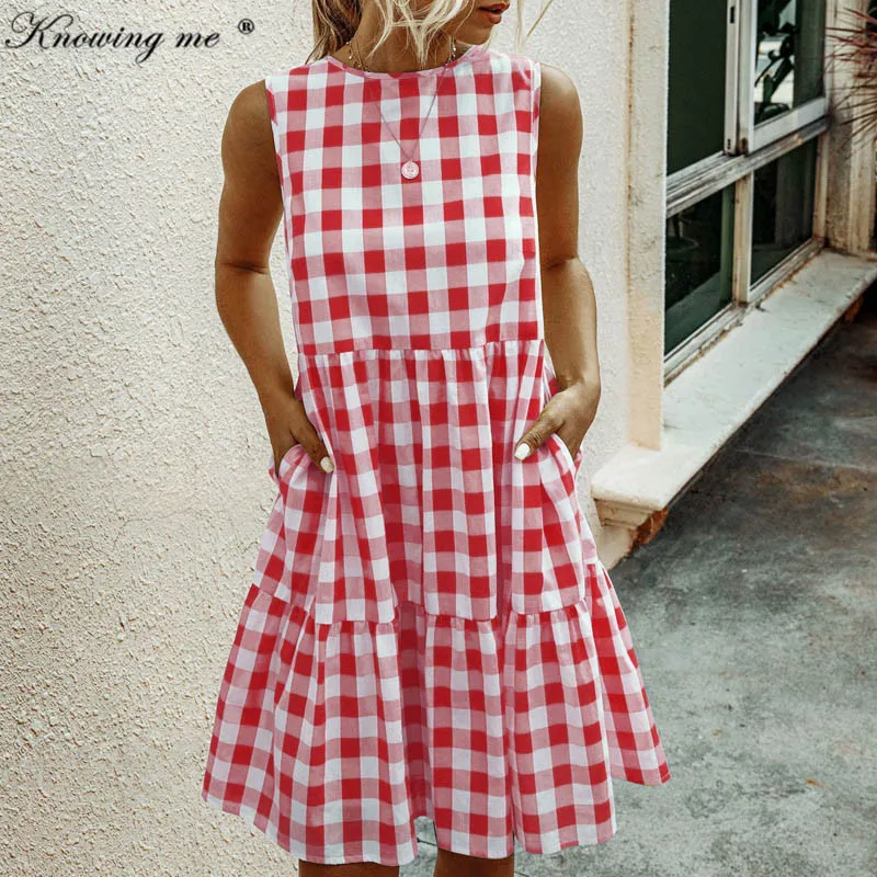 Женское пляжное платье в горошек с оборками свободное мини без рукавов стиле