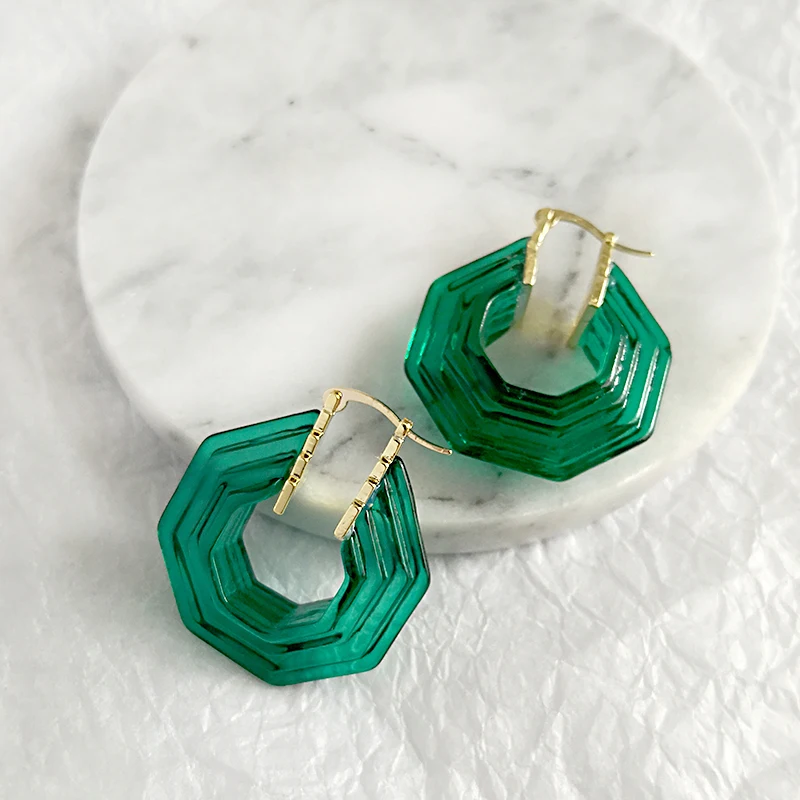 

Vintage Gold Color Metal Brass Hollow Out Acrylic Green Geometry Hoop Resin Earrings for Women Girls New Korean Fashion Jewelry