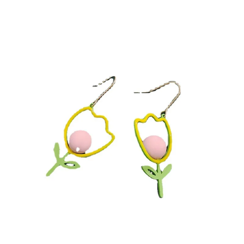 

Tulip Flower Crochet Earrings for Women Student 2021 New Yellow and Green Cute Dangle Ear Ring Korean Simple Styler Temperament