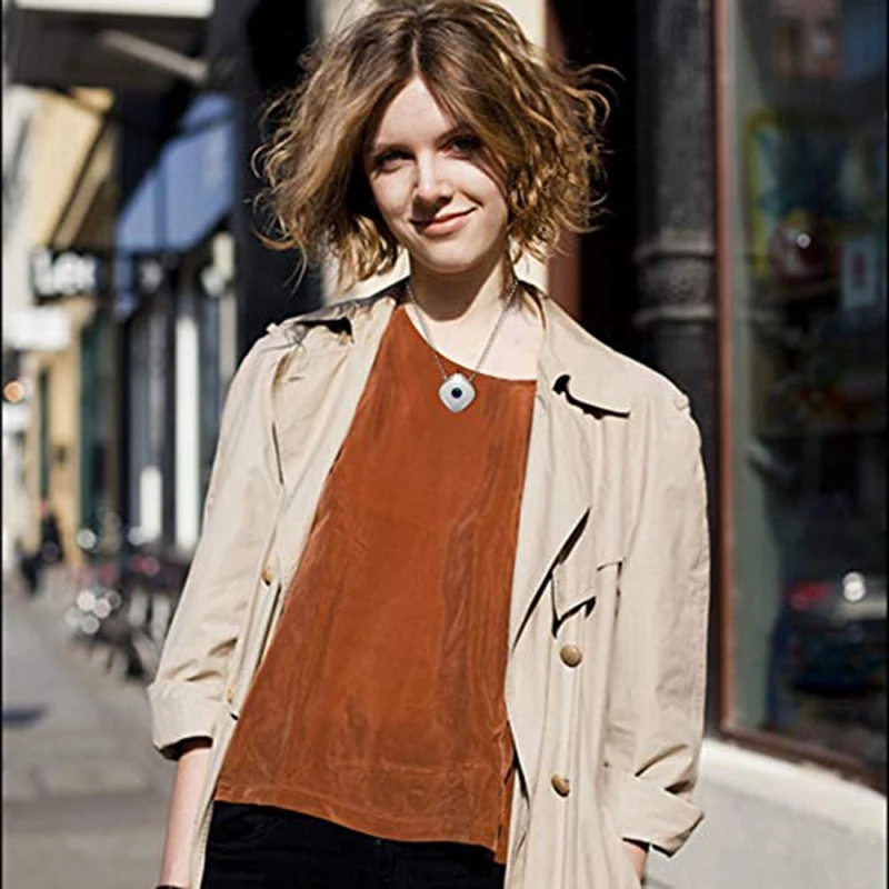 

Personal Travel Portable Air Purifier, Negative Ion Purifier, Necklace Suitable for Children and Adults, Home Mini USB Rechargea